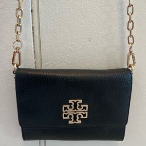 Tory Burch wallet crossbody
